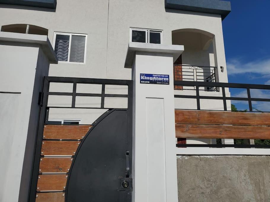 'The Solace' New Luxury Modern 1Bed 1Bath Apt. Portmore Exteriér fotografie