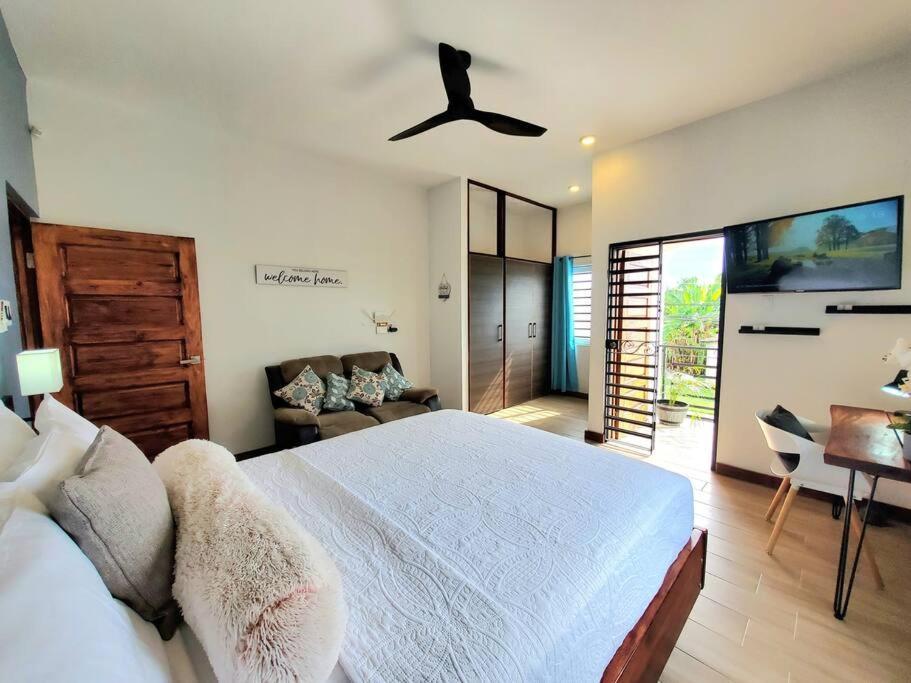'The Solace' New Luxury Modern 1Bed 1Bath Apt. Portmore Exteriér fotografie